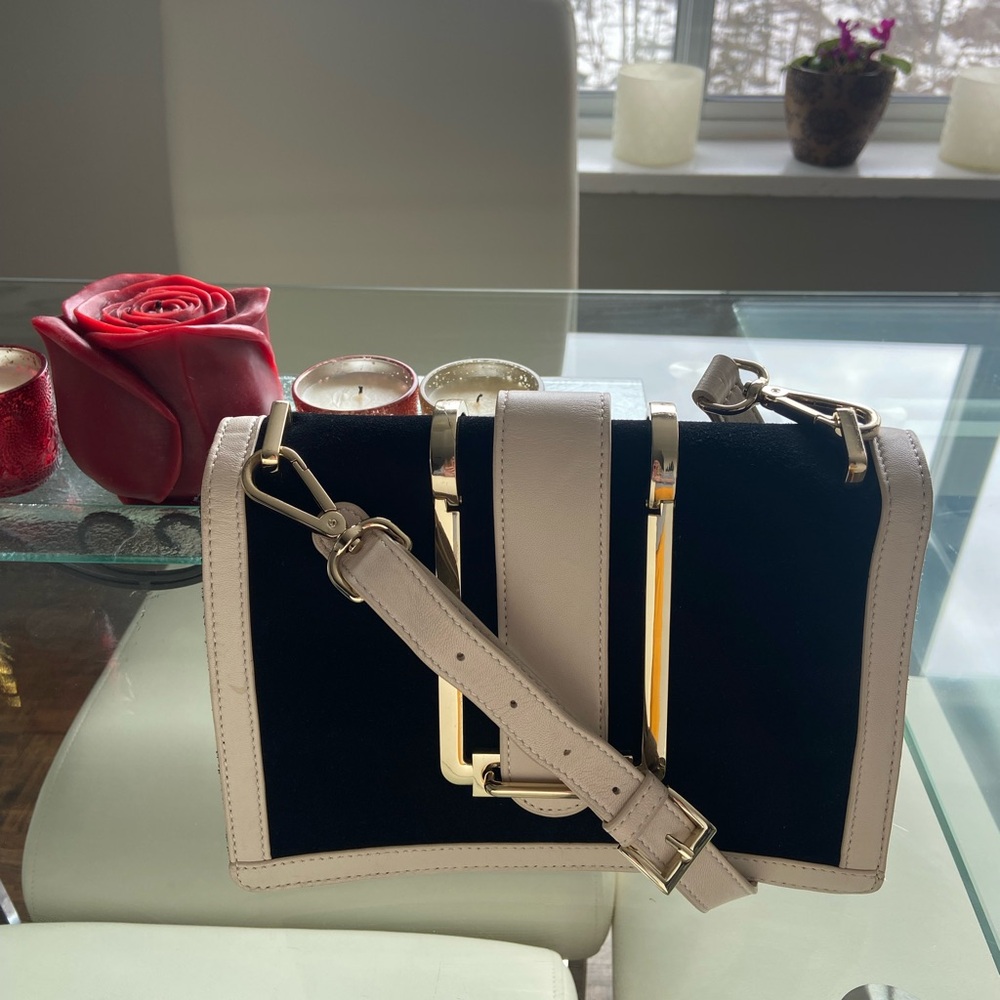 Guess by Marciano Elegant Black and Cream Crossbody Bag